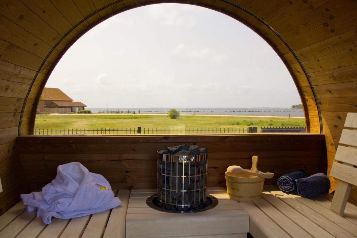 Inselblume 82 - Bungalow Am Suedstrand Mit Meerblick Burgtiefe auf Fehmarn Ngoại thất bức ảnh